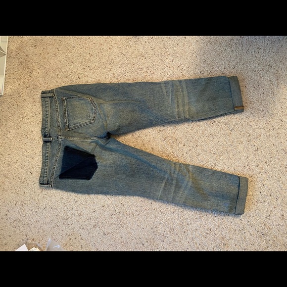 NWOT Urban Outfitters Distressed Mom Jeans - Picture 5 of 7